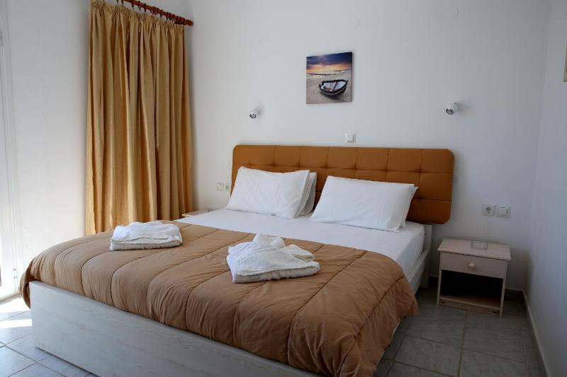 Kappatos Studios & Apartments - image 24
