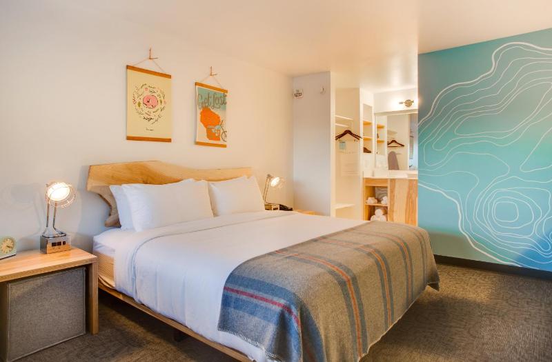 Standard Single Room image 2