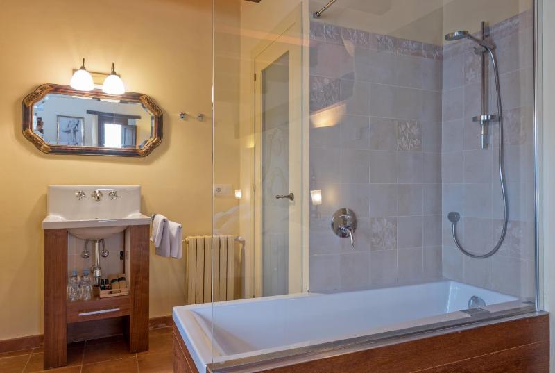 Superior Double Room with Balcony (Adults only) image 4