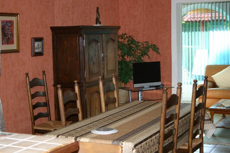 Three-Bedroom Villa image 2