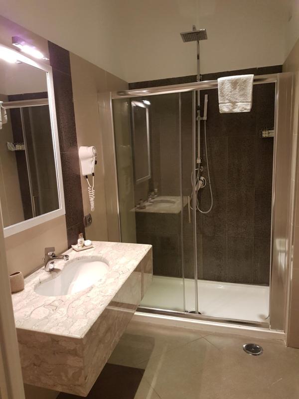 Triple Room image 3