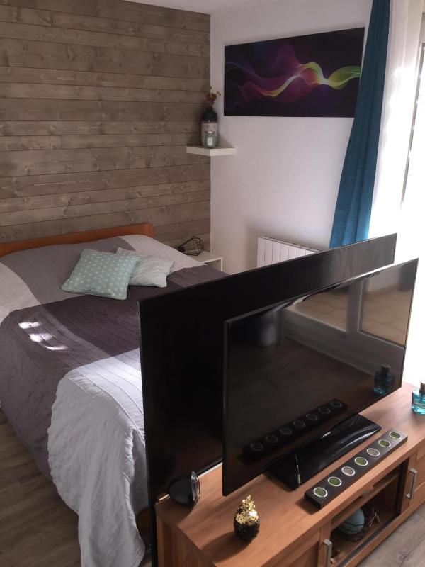 1 Chambre 1 P'tit dèj' 1 Sourire - image 45