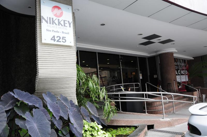 Nikkey Palace Hotel - image 7