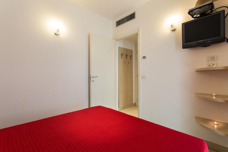 Wally Residence - image 25