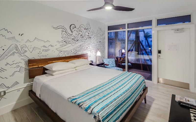 Plunge Beach Resort - image 15