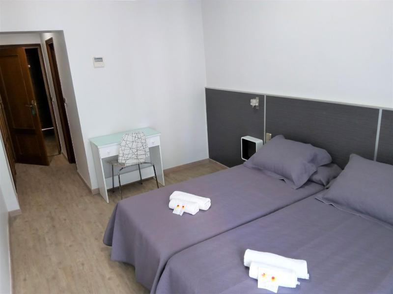 Hostal Jemasaca-Palma61 - image 8