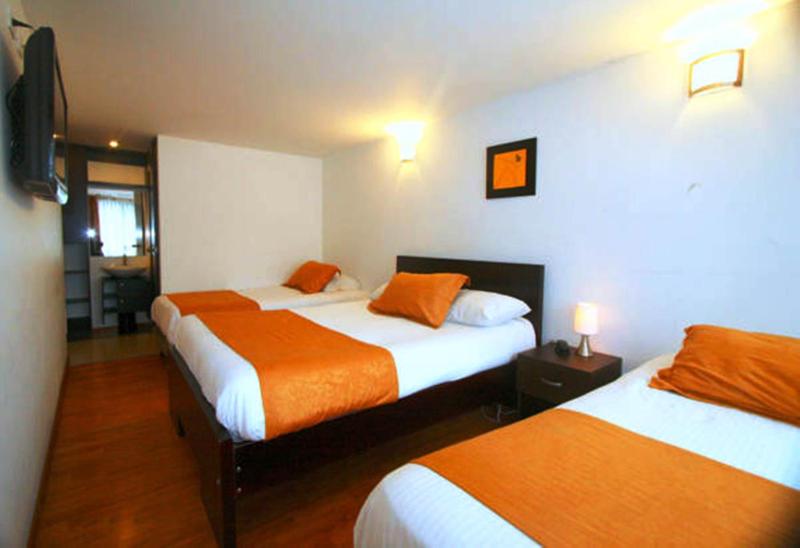 Hotel Expo Inn Embajada - image 12