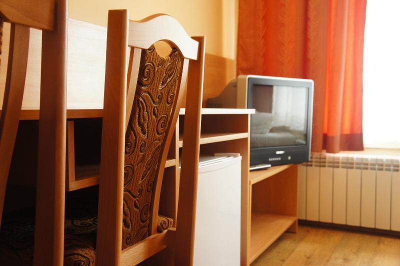 Quadruple Room image 3