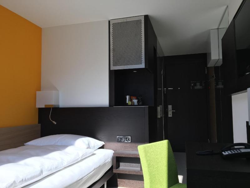 Superior Single Room image 3