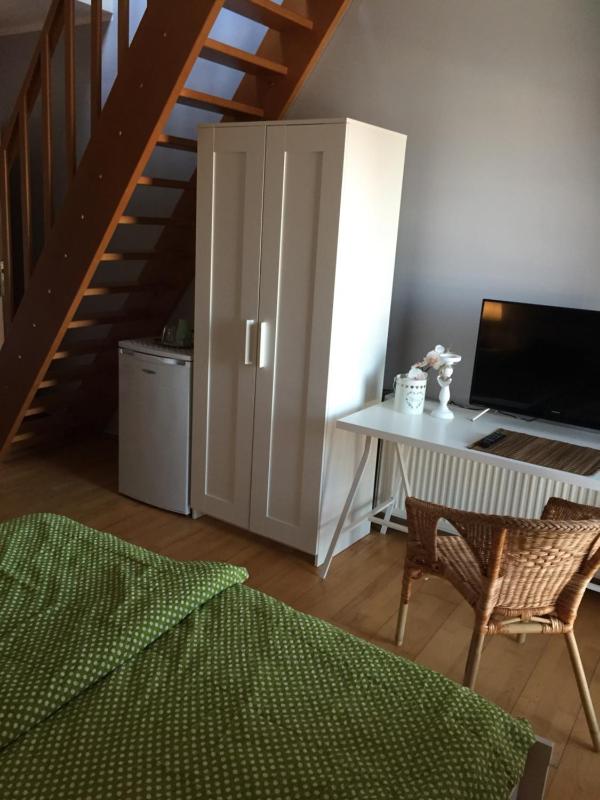 Triple Room with Balcony image 3