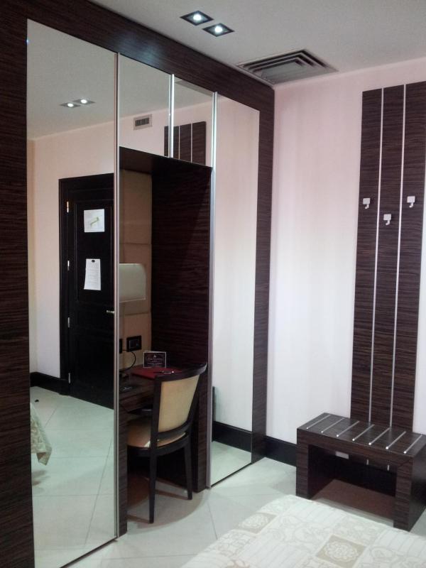 Double or Twin Room with Extra Bed image 3