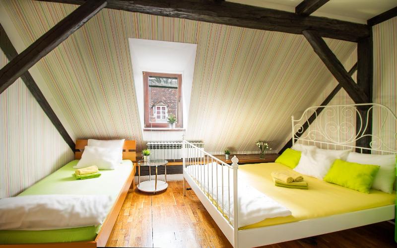 Double Room with Shared Bathroom image 4