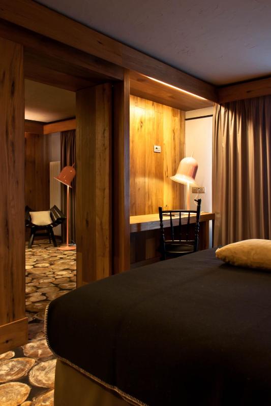 Suite image 3