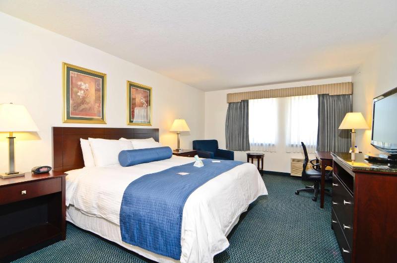 Presidential Suite image 1