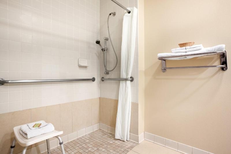 King Room - Mobility Access/Non-Smoking image 3