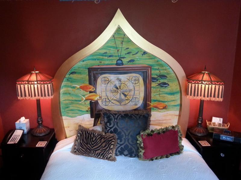 McMenamins Crystal Hotel - image 22