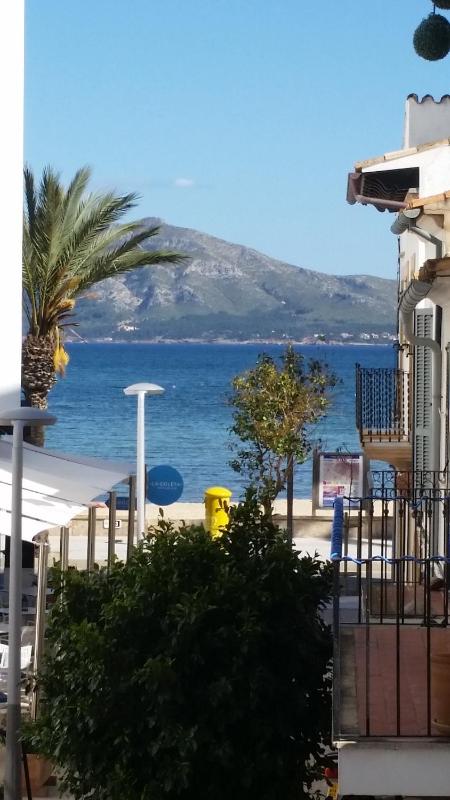 Apartment with Sea View image 3