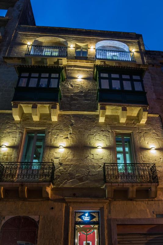 Tano's Boutique Guesthouse - image 8