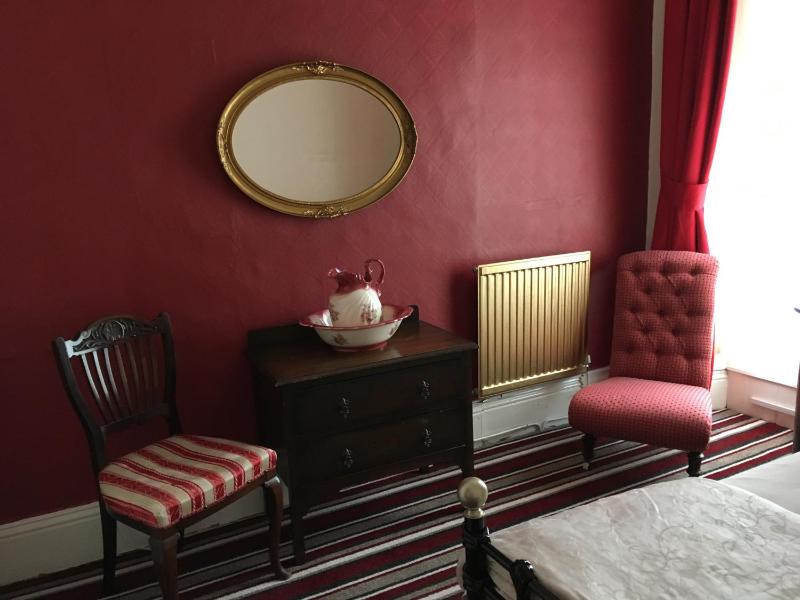 Suite room - room 2 image 1