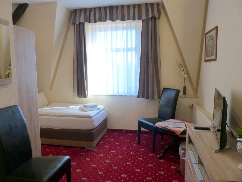 Single Room image 1