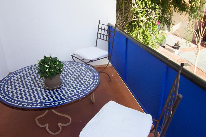Double Room with Balcony image 3