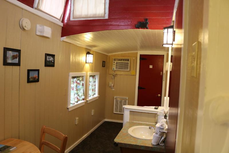 Large Family Caboose image 4