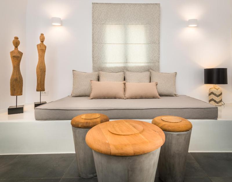 Superior Triple Room image 2