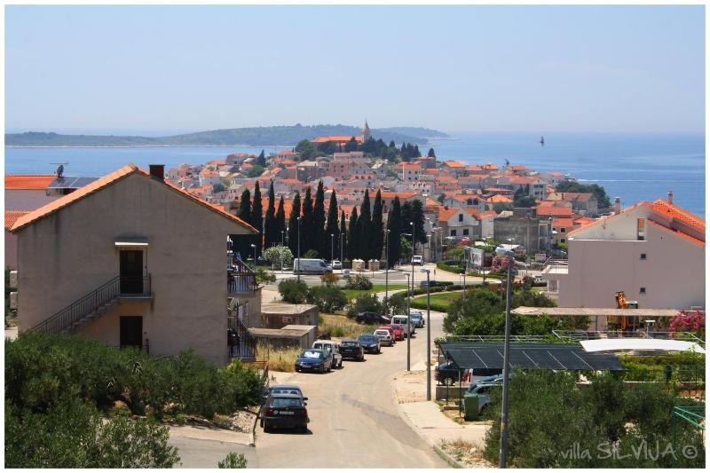 One-Bedroom Apartment with Sea View (4 Adults) image 1