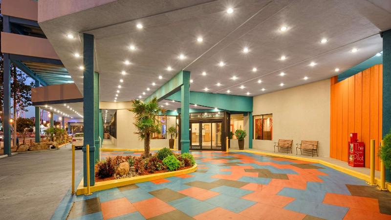Sandcastle Resort on the Beach - image 5