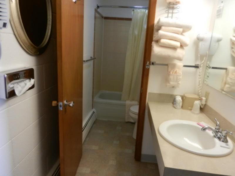  Standard King Room - Non-Smoking image 1