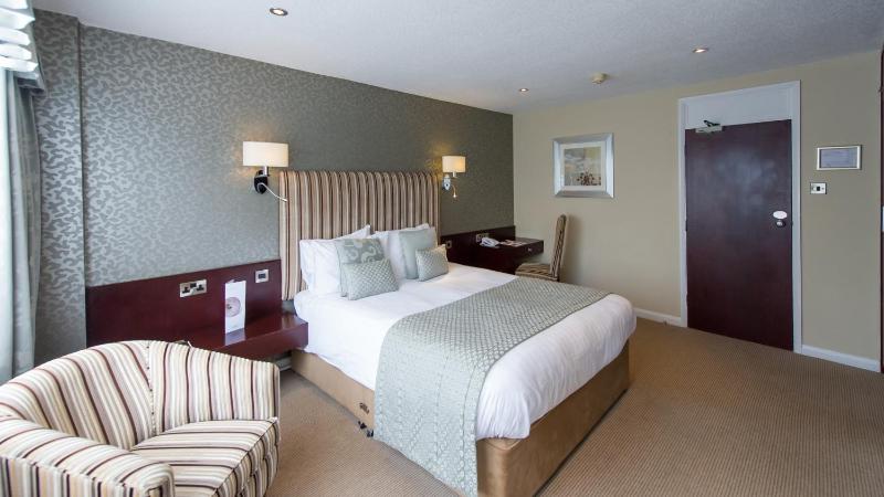 Standard Double or Twin Room image 1