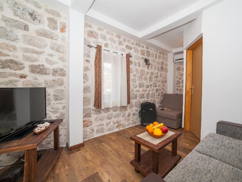 Apartments Ana - image 16