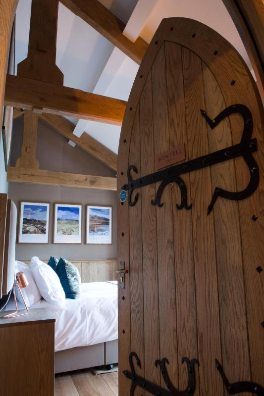 Deluxe Double Room image 2