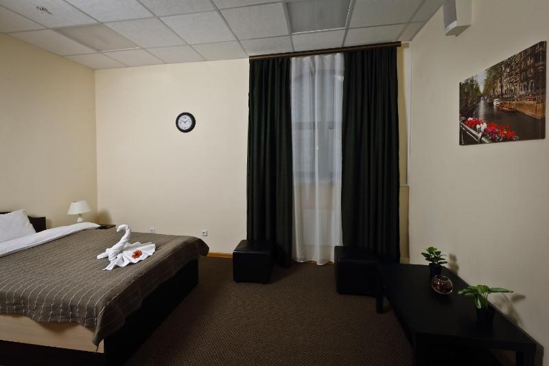 Deluxe Single Room image 2