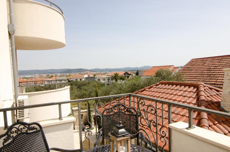Villa Kos Murter Apartments - image 42