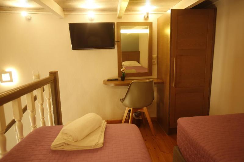 Apartment - Split Level image 2