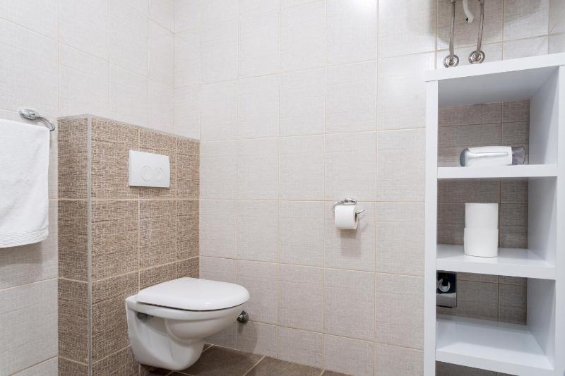 Double Room with Sea View image 3