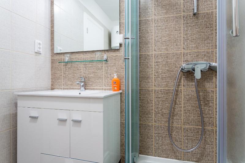 Double Room with Sea View image 4