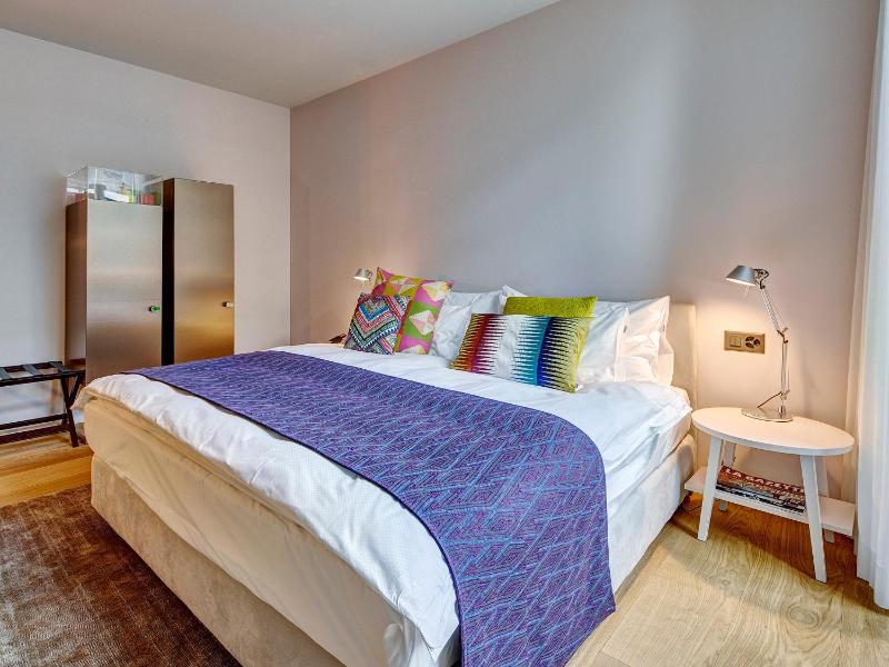 Superior Medium Double Room image 3