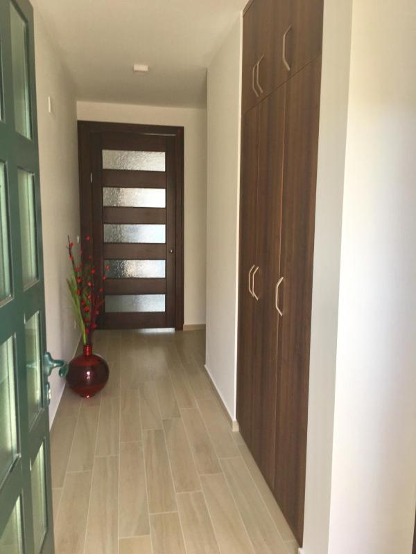 One-Bedroom Apartment with Ocean View image 4