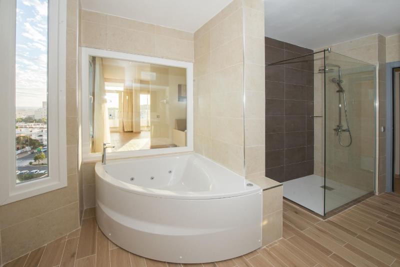 HL Suitehotel Playa del Inglés - Adults Only - image 45
