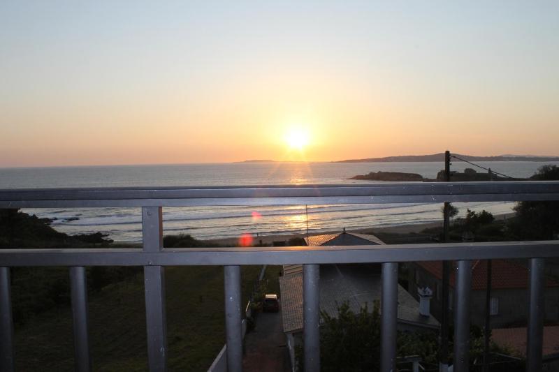 Double or Twin Room with Sea View image 2