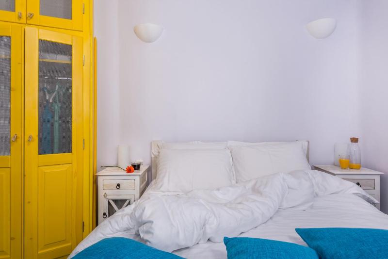 Villa with Sea View image 4