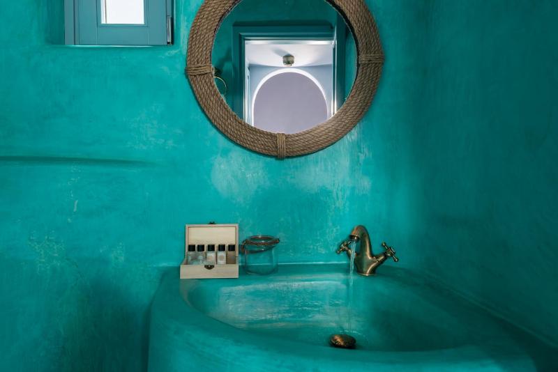 Villa with Sea View image 3