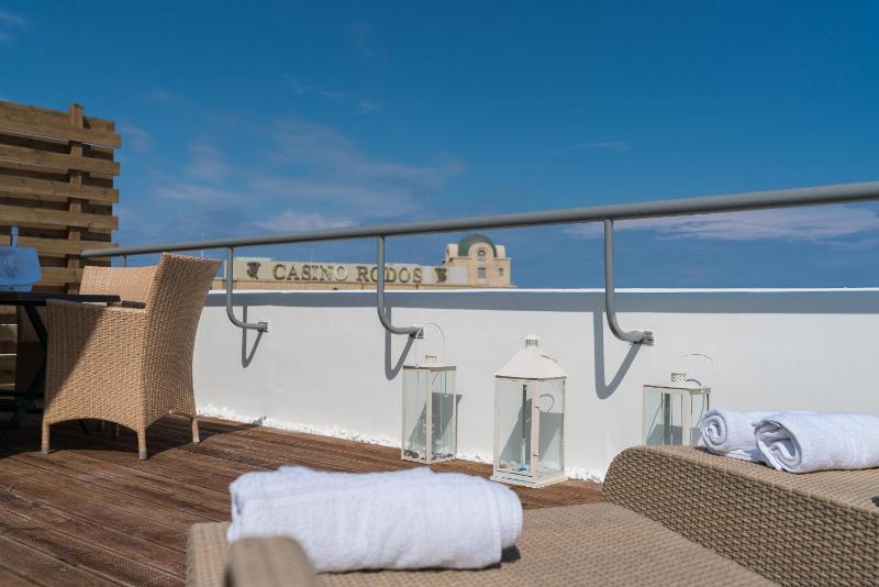 Superior Room with Openair Jacuzzi (or Whirlpool/ Hot Tub) image 4