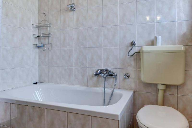Apartments Dragica 1251 - image 10