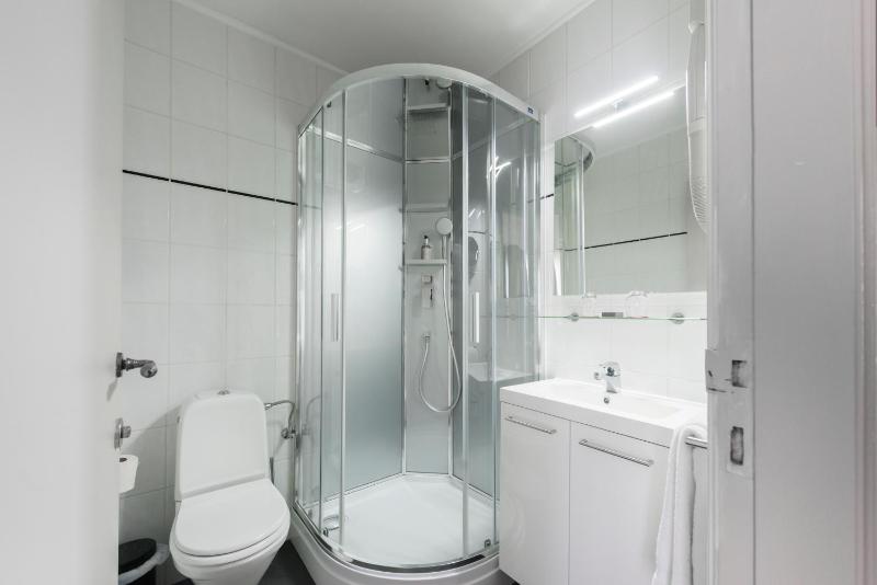 Standard Twin Room image 2