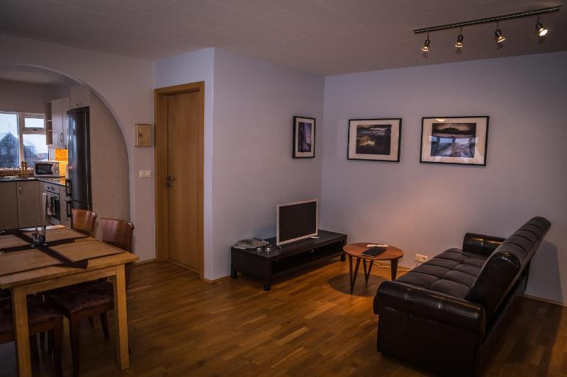 One-Bedroom Apartment with Sea View image 1