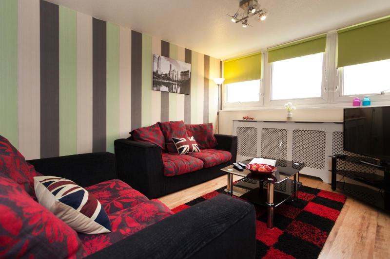 Two-Bedroom Apartment with City View image 3