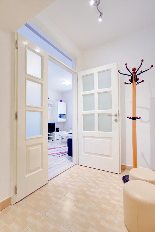 Apartment Biljana - image 8